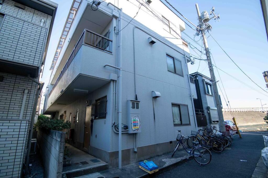 12月オープン/平井駅まで10分 /収容人数4/マンション2f/丸貸し切り Appartement *